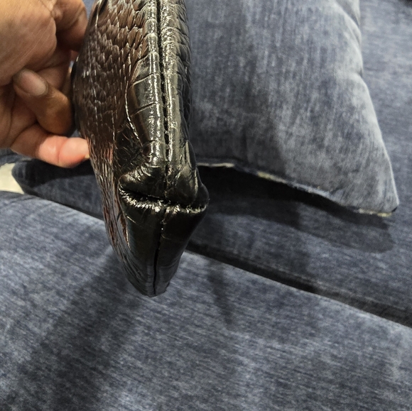 Brahmin croc detailed wristlet - Picture 3 of 9